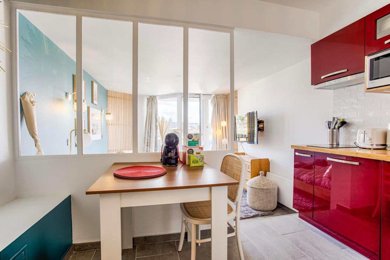 La Rev'Rie - Vue Sur Mer Avec Balcon โดวีลล์ ภายนอก รูปภาพ