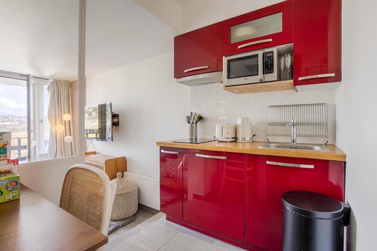 La Rev'Rie - Vue Sur Mer Avec Balcon โดวีลล์ ภายนอก รูปภาพ